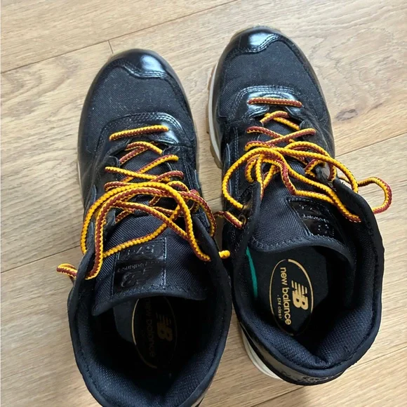 New Balance 574 H in mens size 12.
Cordura white/black - Picture 4 of 8